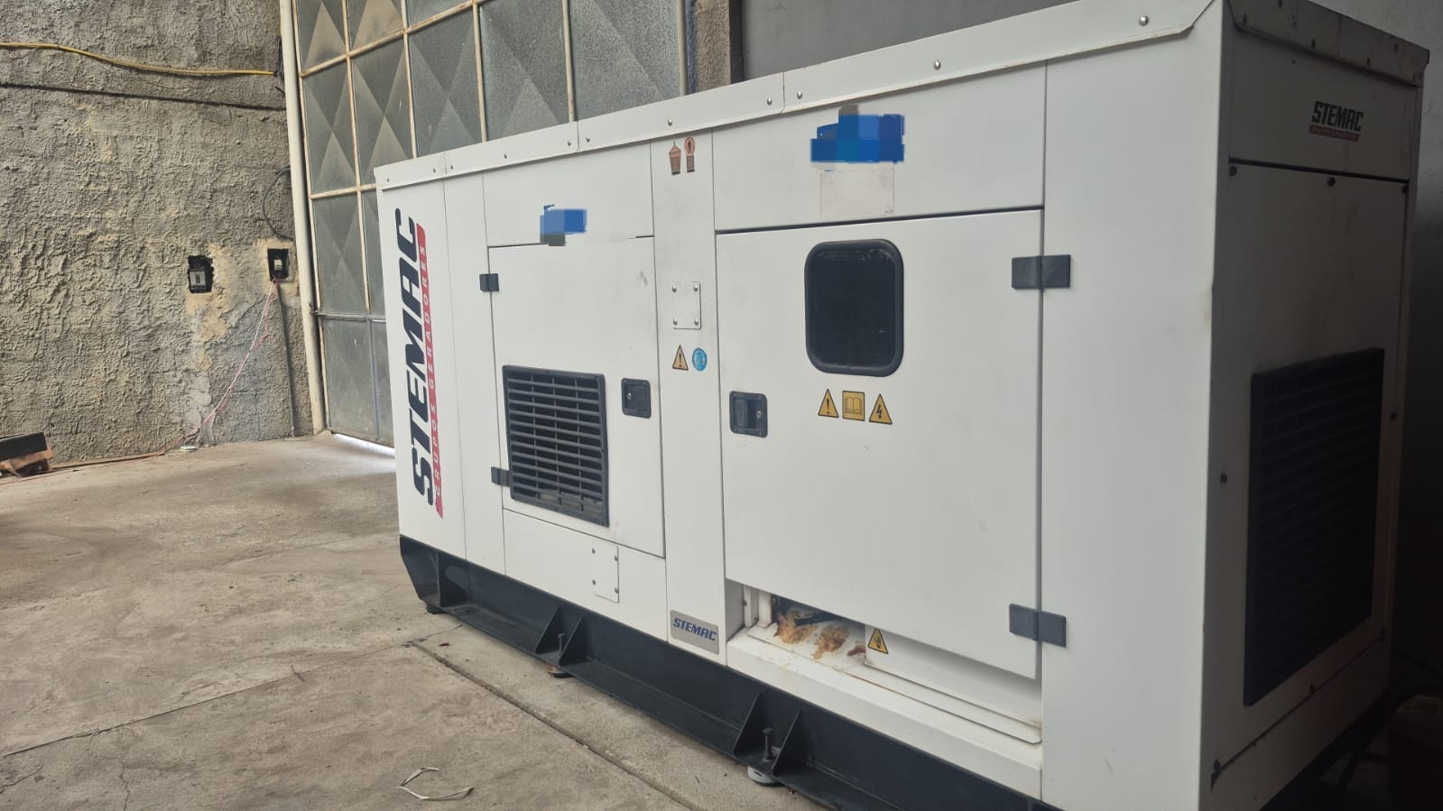 Gerador de Energia STEMAC 180 KVA ano 2015