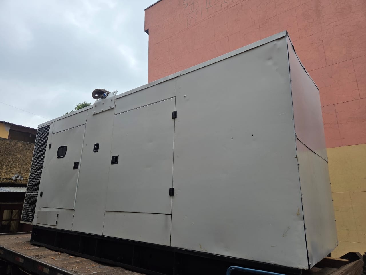 Gerador de Energia Cummins 500 kVA