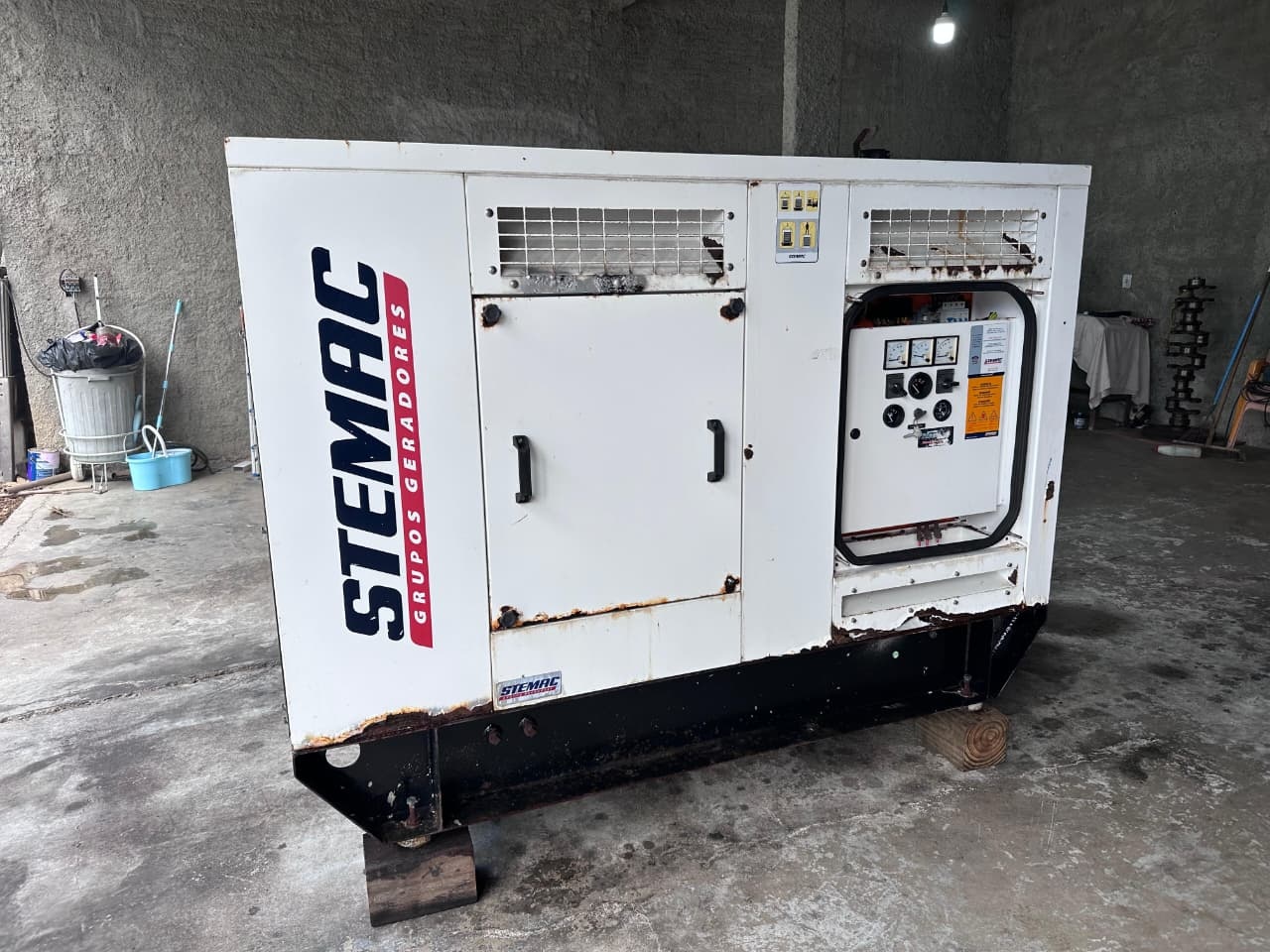 Gerador de Energia STEMAC 20 kVA ano 2010