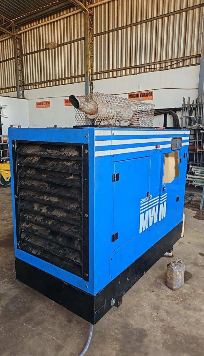 Gerador de Energia MWM 55 kVA ano 2014