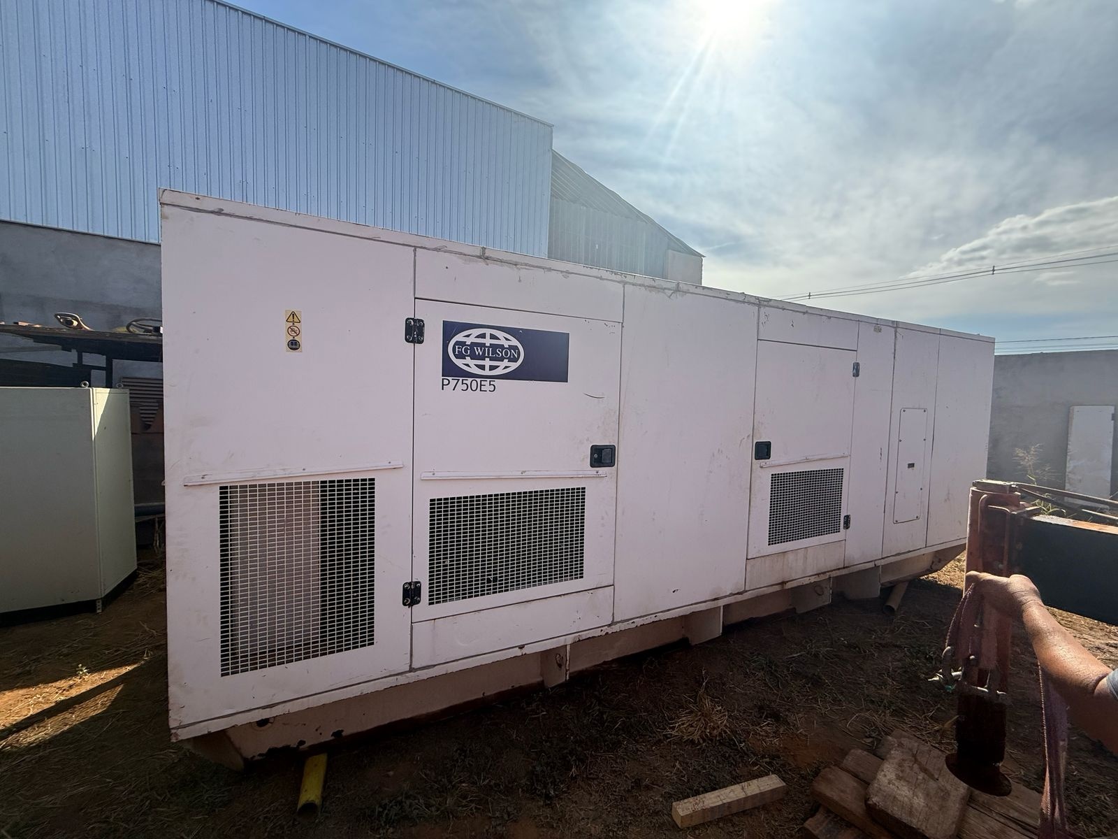 Gerador de Energia FG Wilson 750 kVA ano 2015