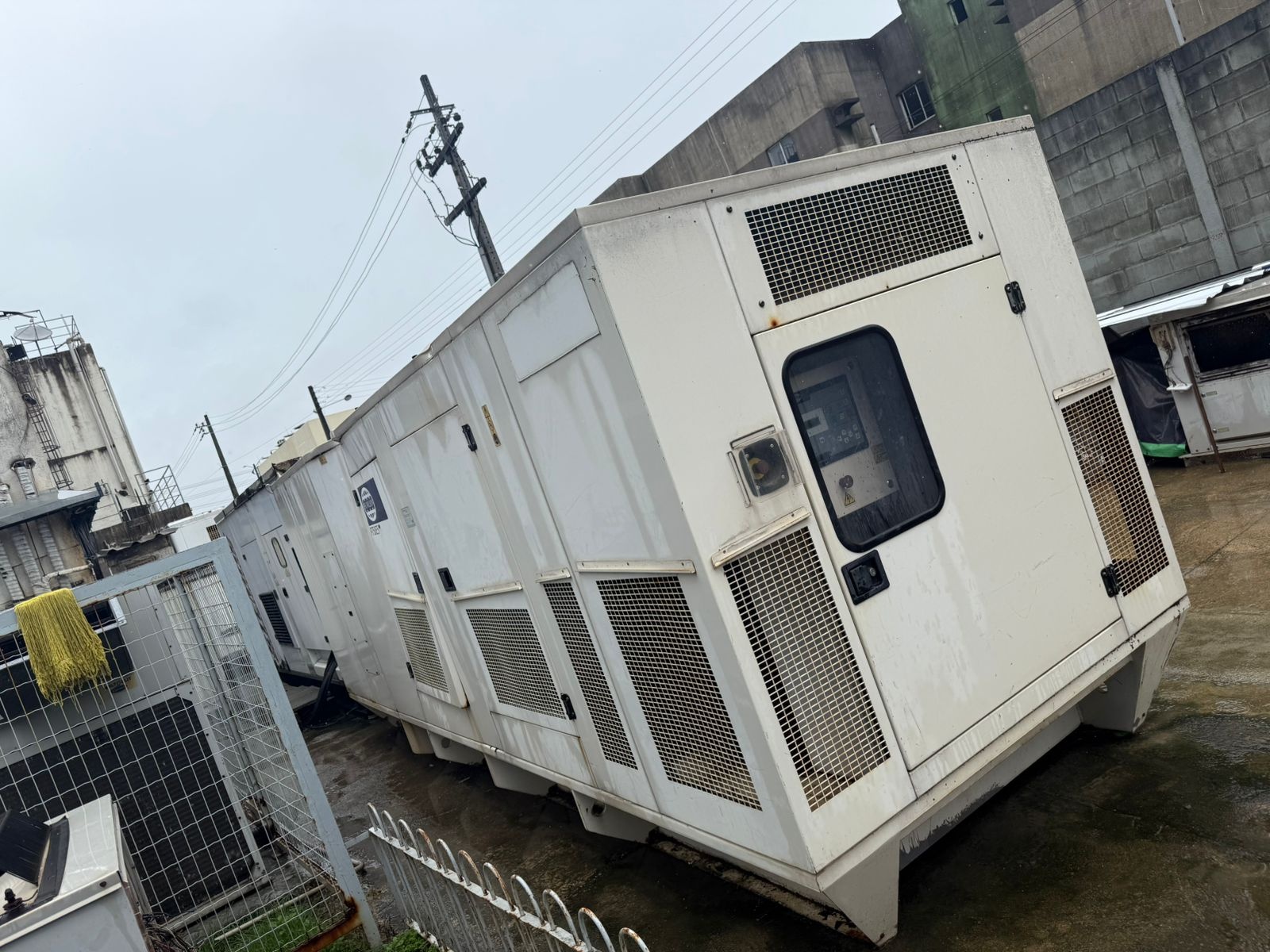 Gerador de Energia FG Wilson 750 kVA ano 2010