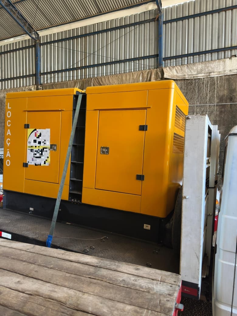 Gerador de Energia Maxitrust 125 kVA ano 2016