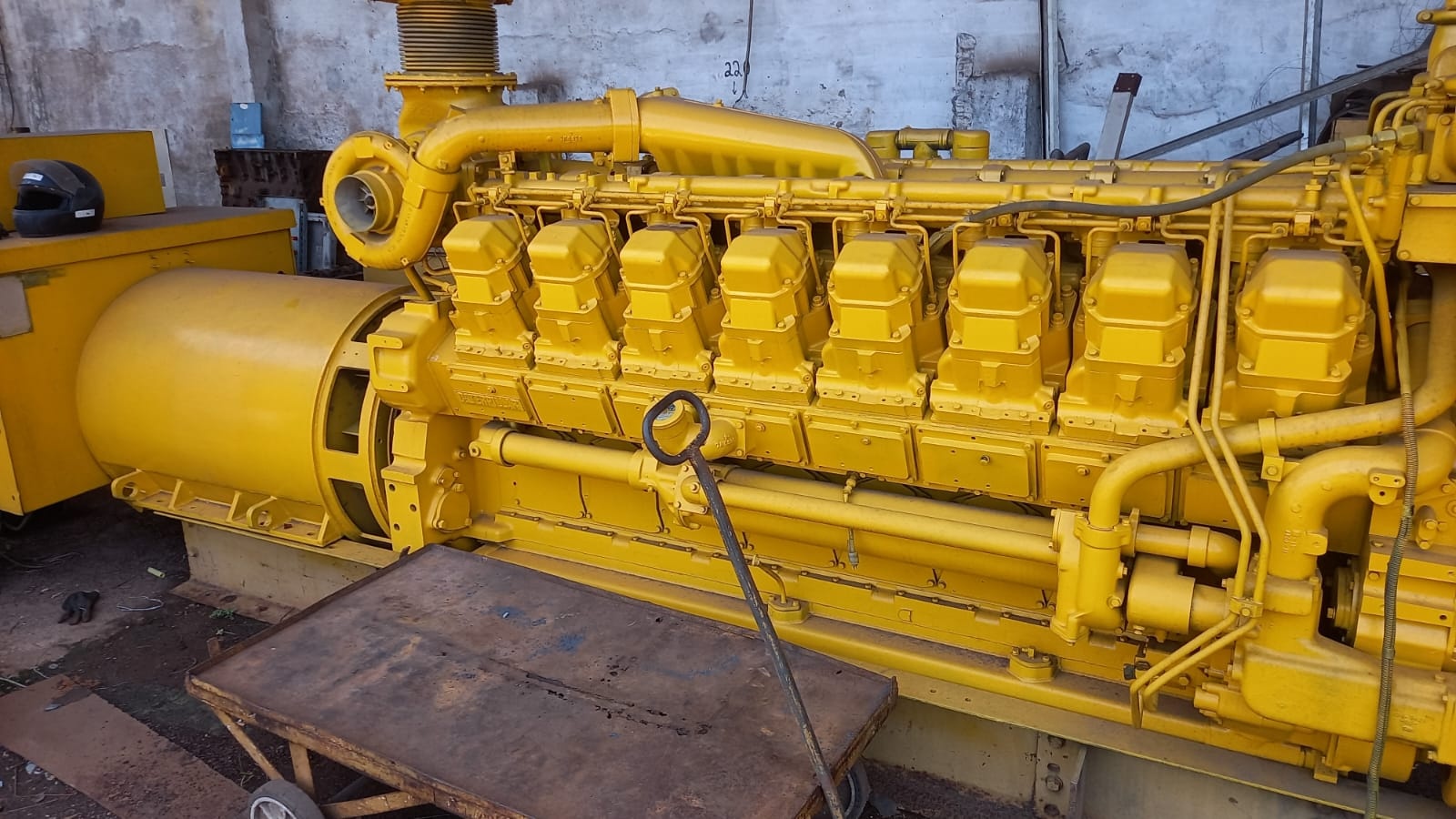 Gerador de Energia Caterpillar 2000 kVA