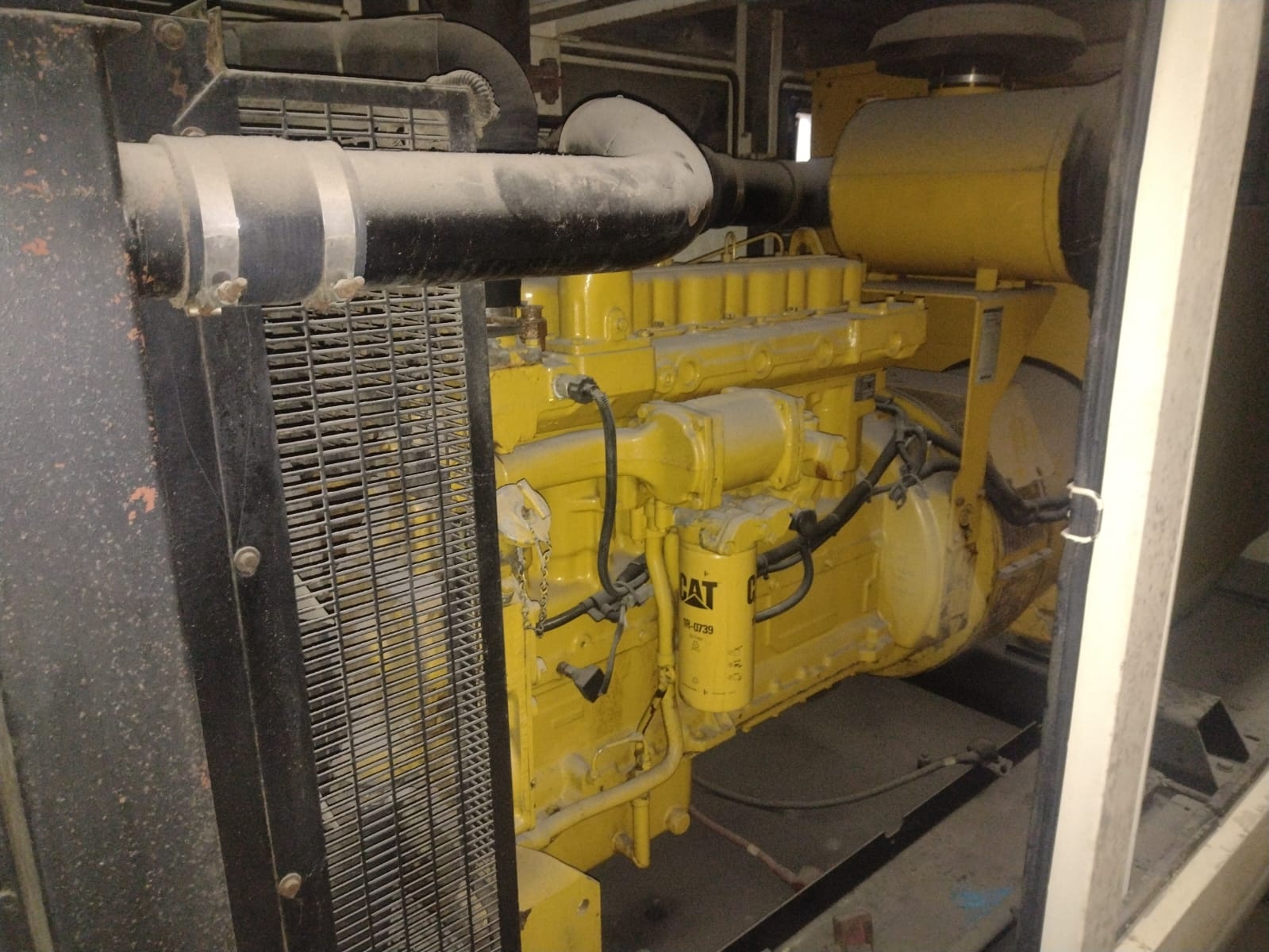 Gerador de Energia Caterpillar 300 kVA ano 1999