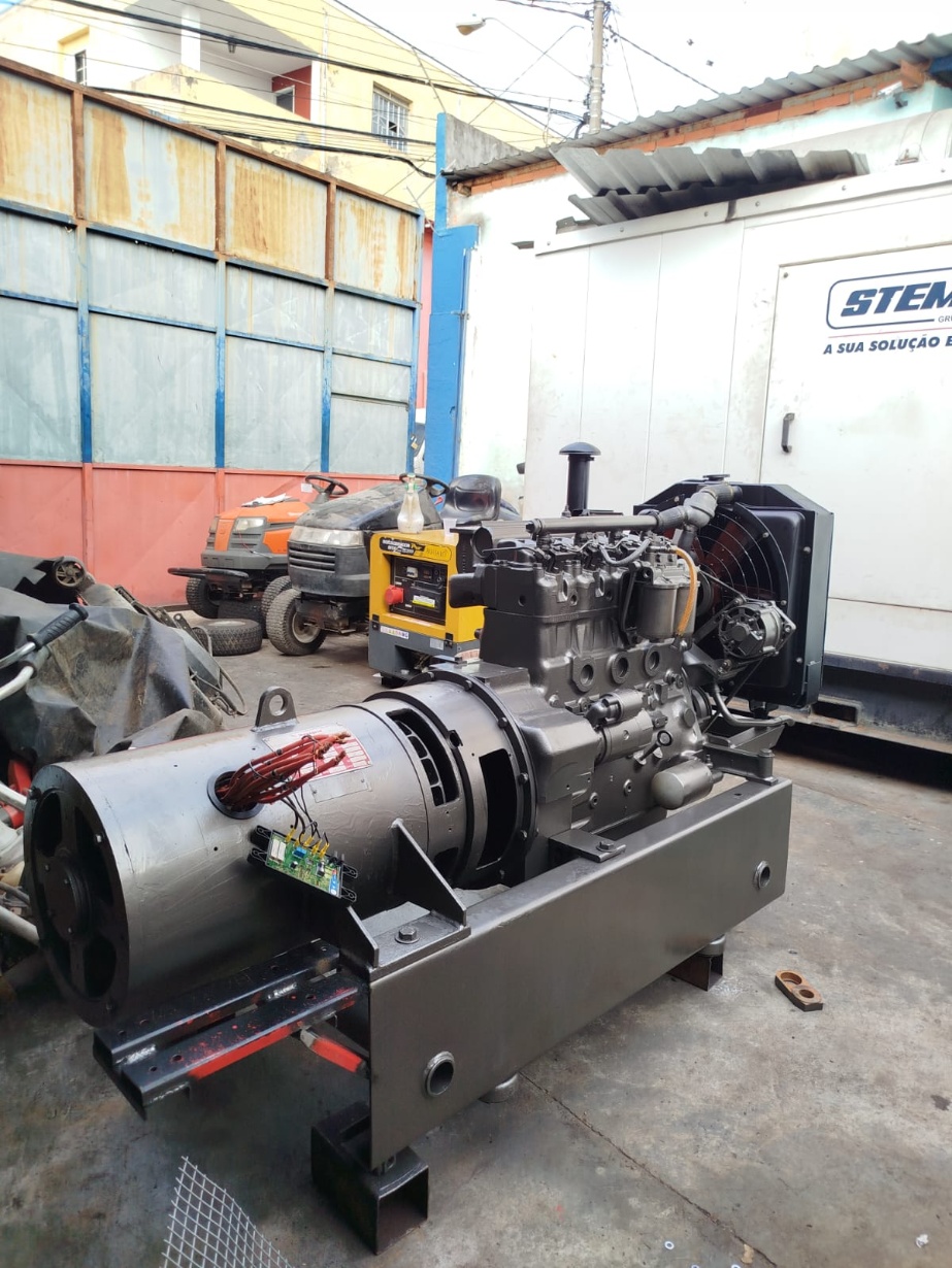 Gerador de Energia Maquigeral 55 kVA ano 1994