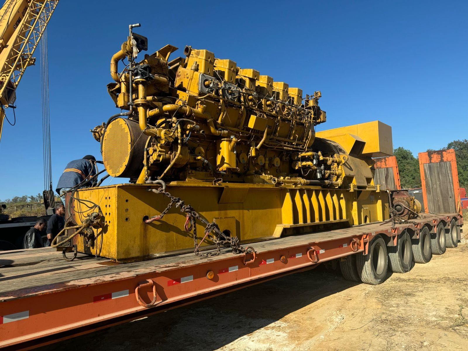 Gerador de Energia Caterpillar 3000 kVA ano 2000