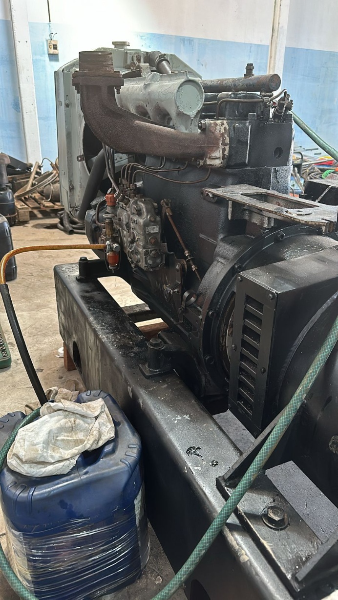Gerador de Energia Maquigeral 40 kVA ano 1987