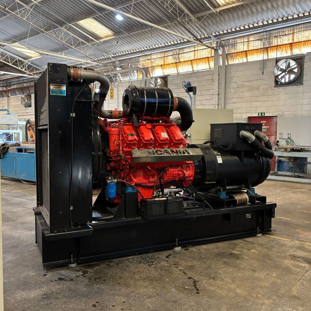 Gerador de Energia Maquigeral 700 kVA ano 2014
