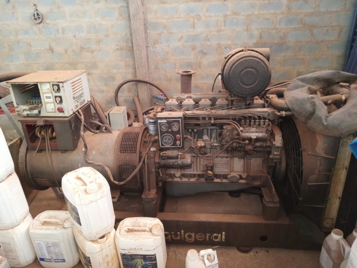 Gerador de Energia Maquigeral 180 kVA ano 2002