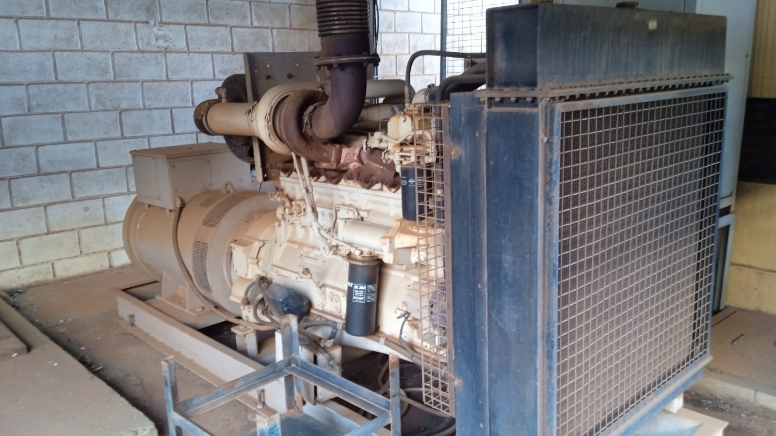 Gerador de Energia Leon Heimer 450 kVA ano 2001