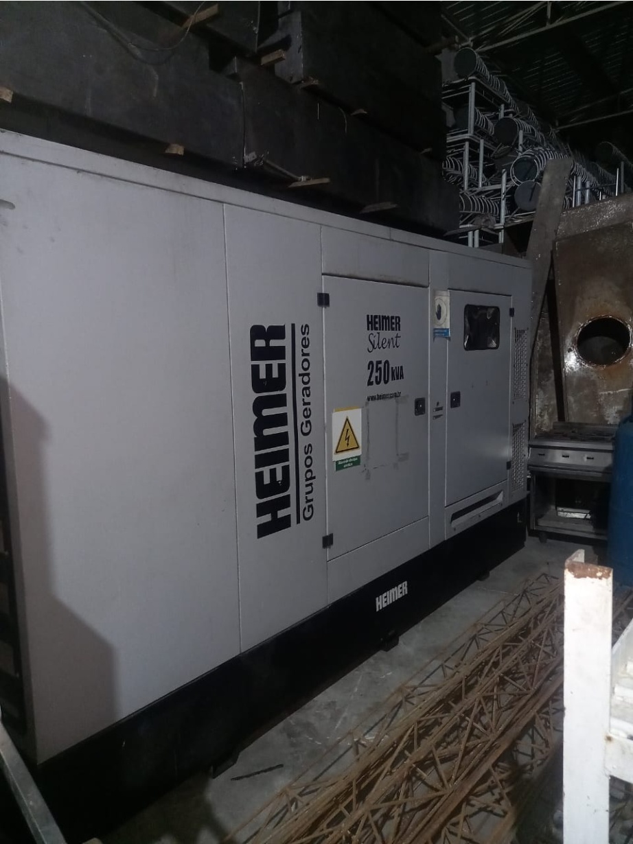Gerador de Energia Leon Heimer 250 kVA ano 2010