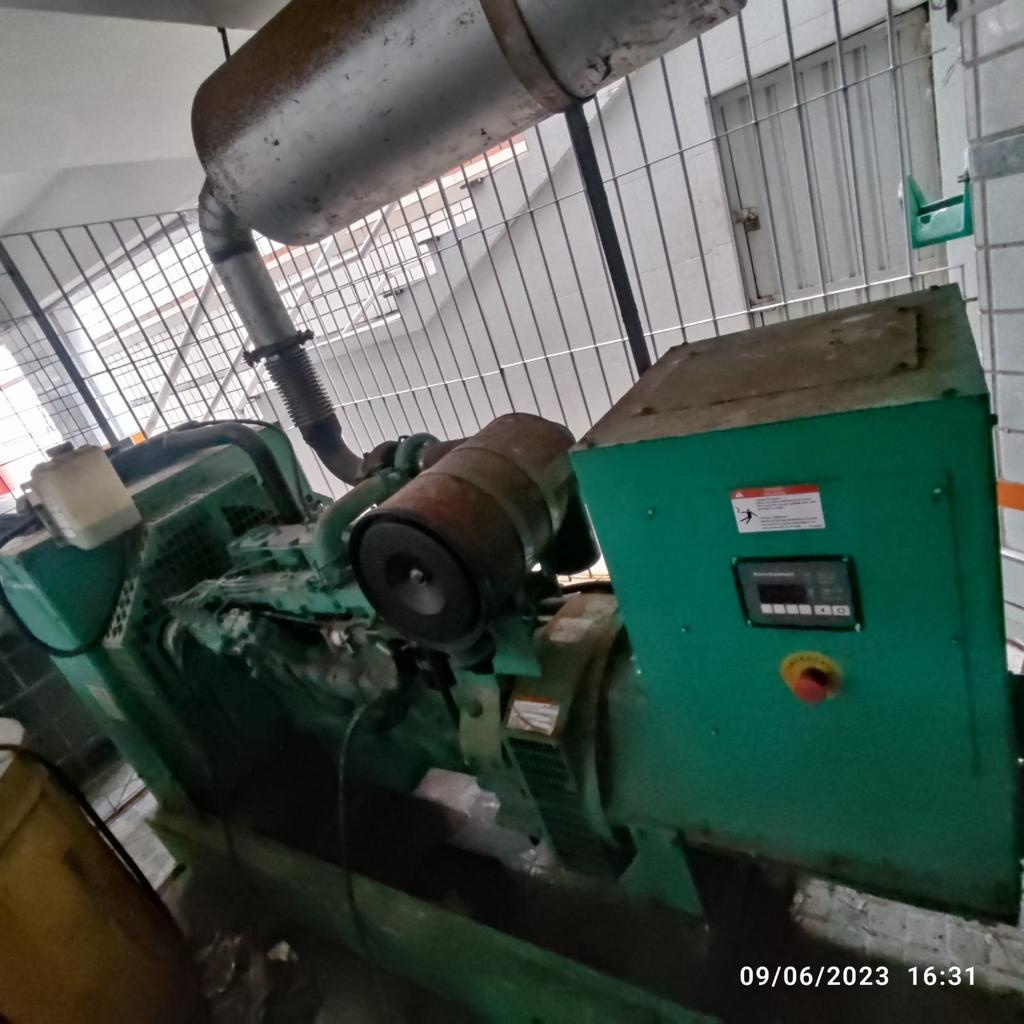 Gerador de Energia Cummins 170 kVA ano 2006