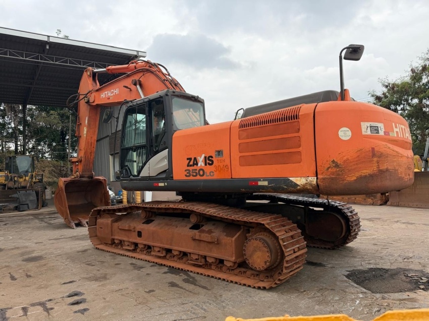 Escavadeira Hitachi ZX350 ano 2016