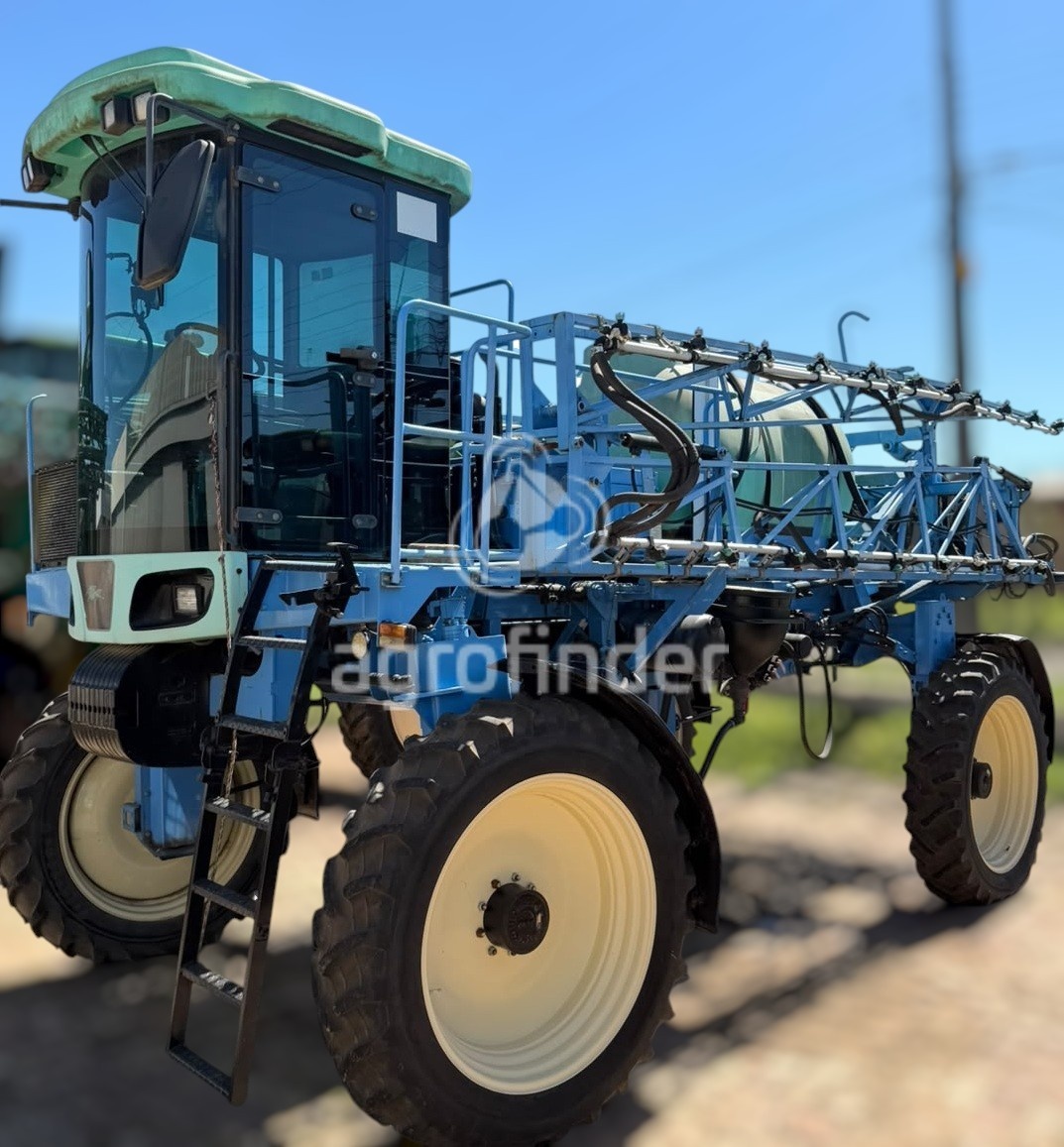 Pulverizador Autopropelido Montana Boxer 2000 ano 2014