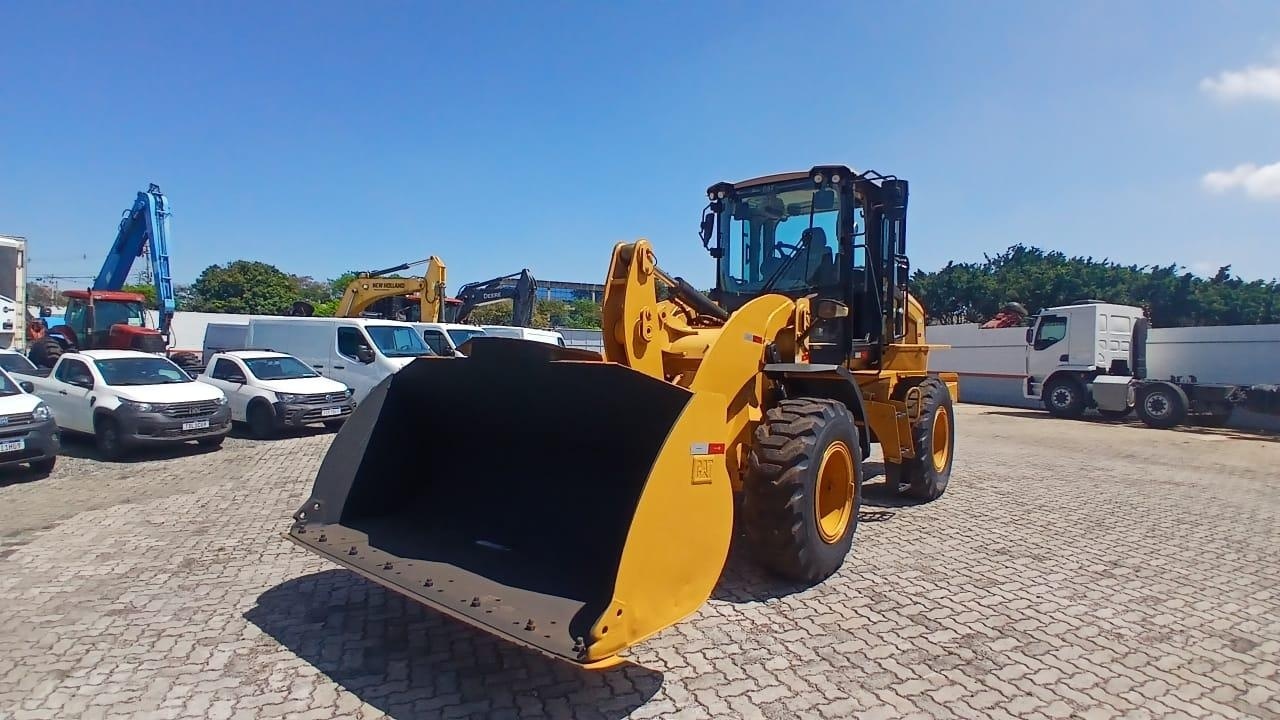 Pá Carregadeira Caterpillar 924K ano 2021