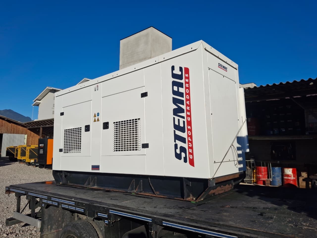 Gerador de Energia STEMAC 150 kVA ano 2013