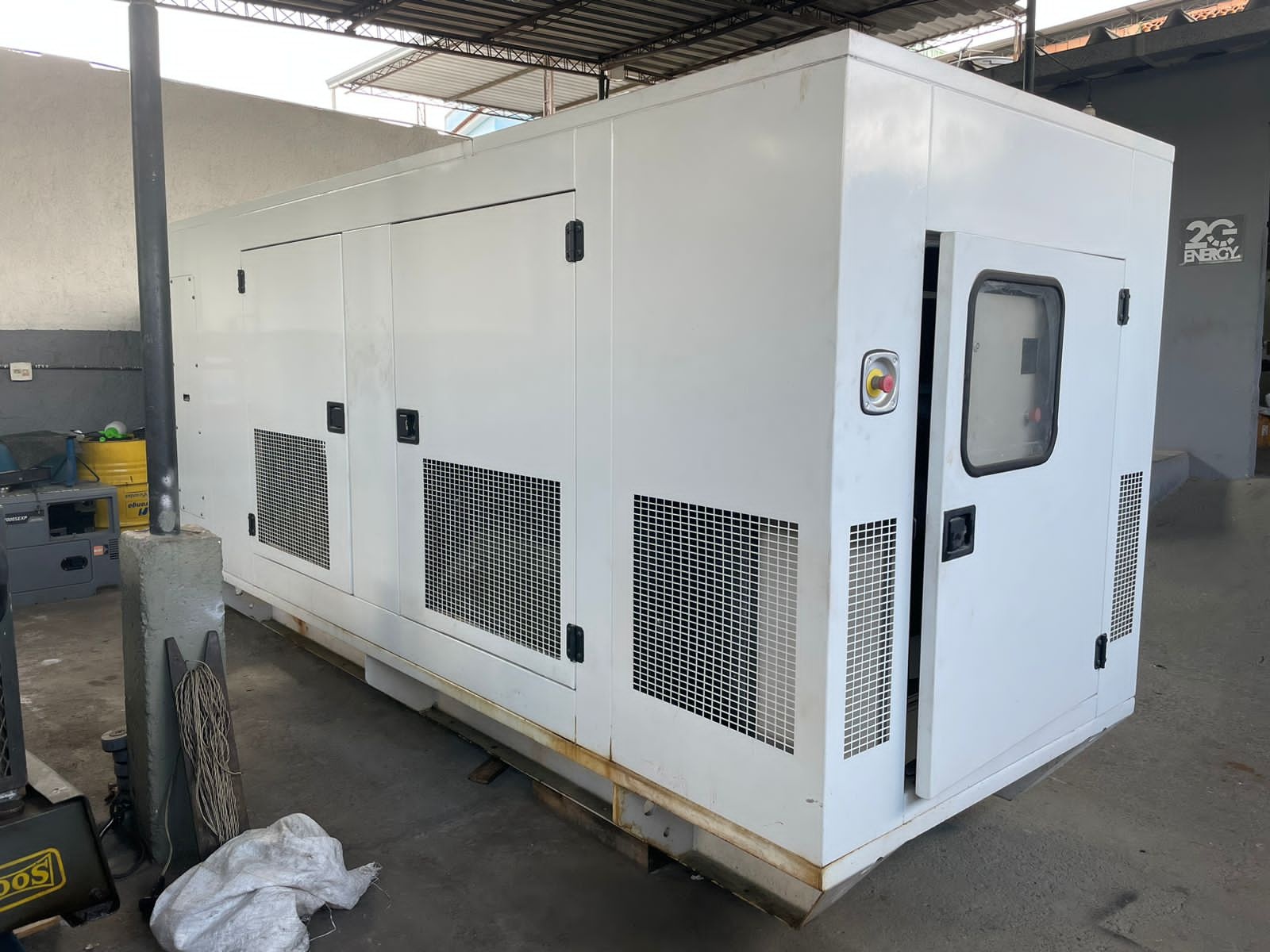 Gerador de Energia FG Wilson 300 kVA