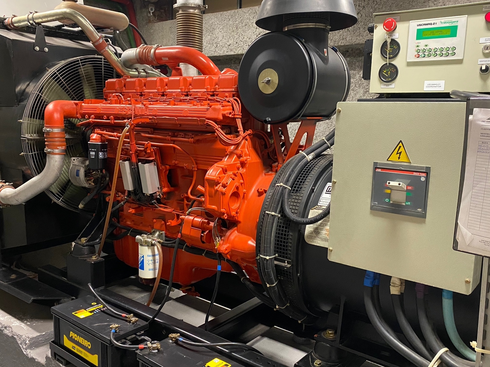 Gerador de Energia Maquigeral 500 kVA ano 2003