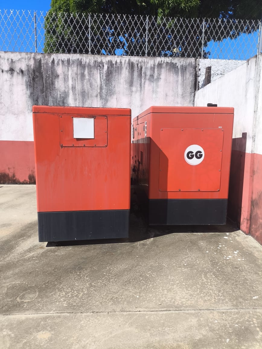 Gerador de Energia Himoinsa 220 kVA