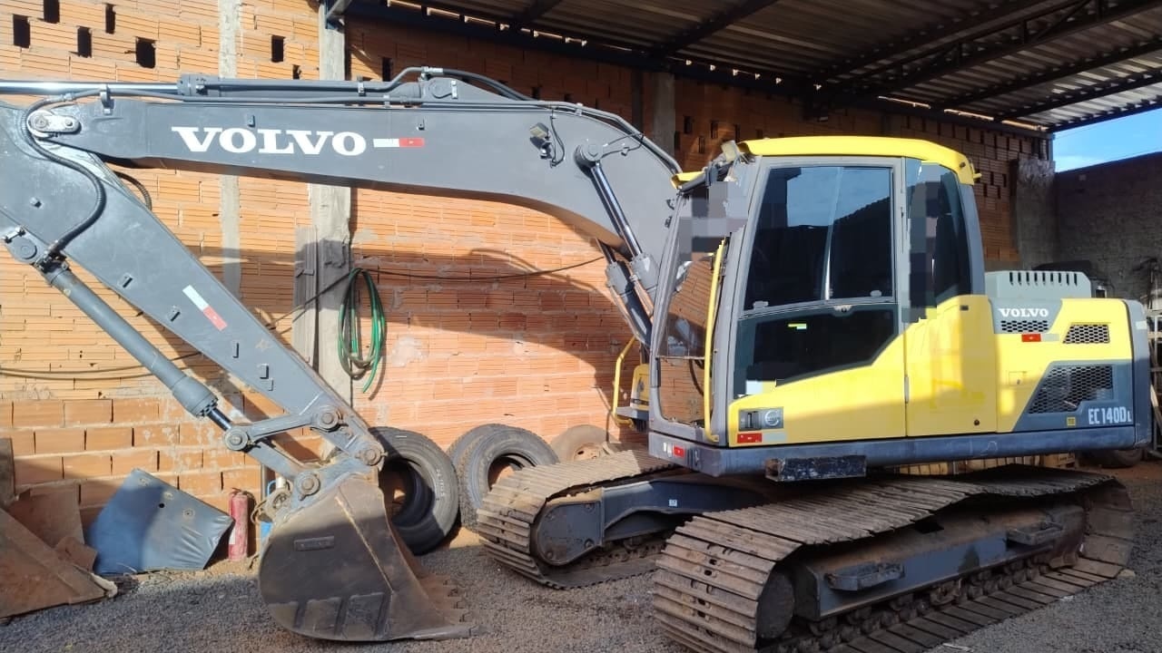 Escavadeira Volvo EC140DL ano 2020