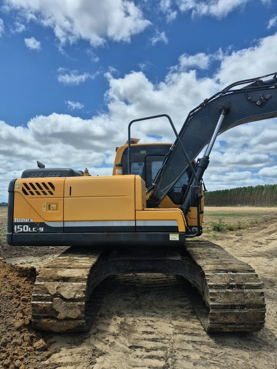Escavadeira Hyundai R160 LC-7 ano 2024