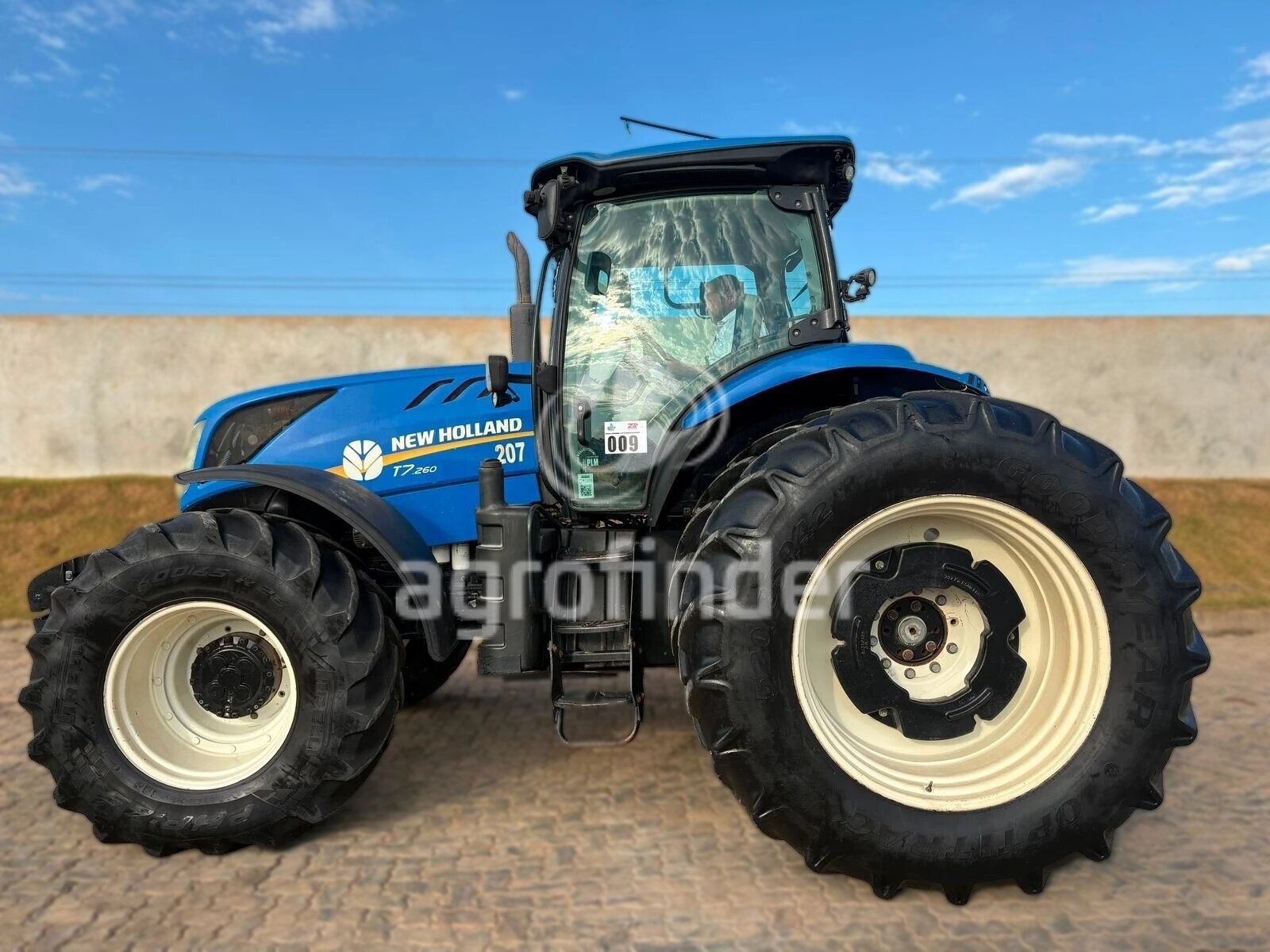 Trator New Holland T 7.260 ano 2022