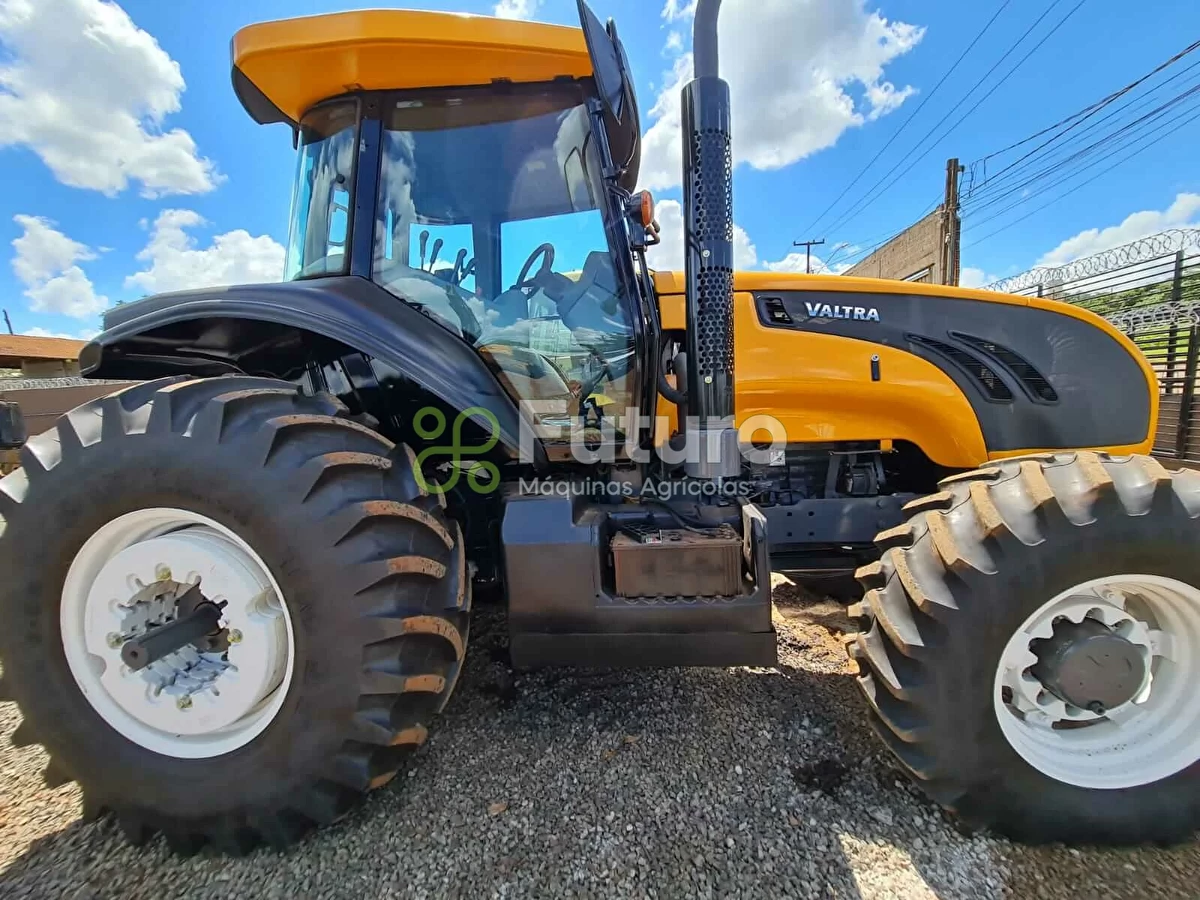 Trator Valtra BT 190 ano 2015