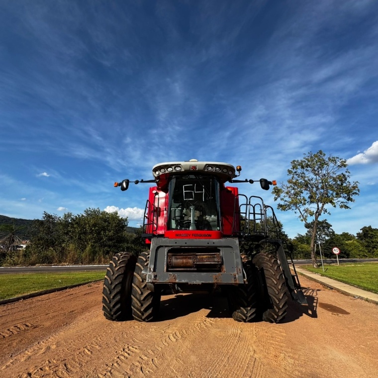 Colheitadeira Massey Ferguson 9695 ano 2019