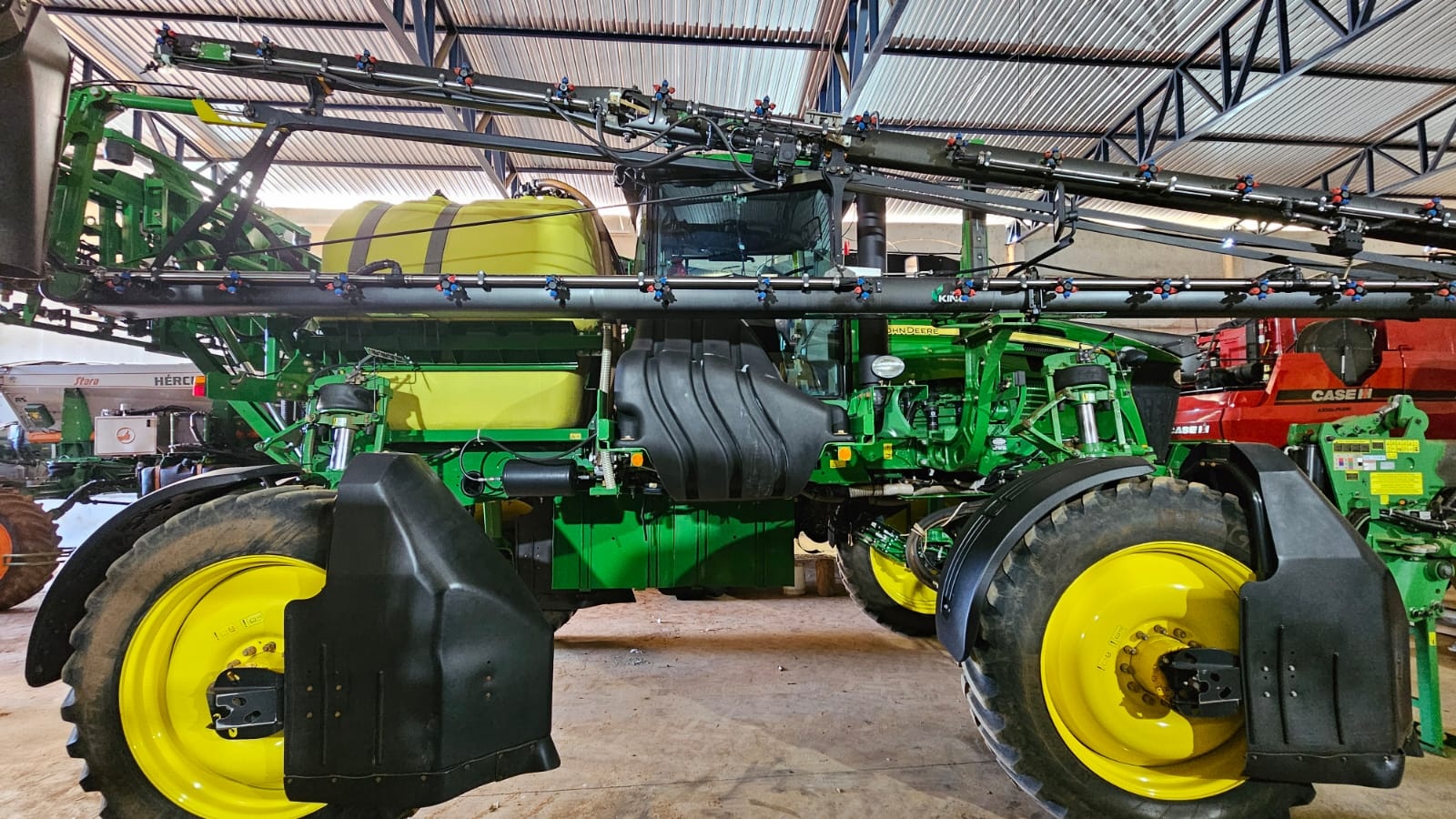 Pulverizador Autopropelido John Deere M4040 ano 2020