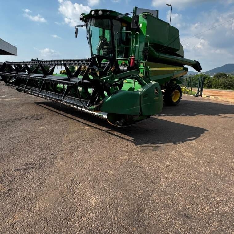 Colheitadeira John Deere S430 ano 2017