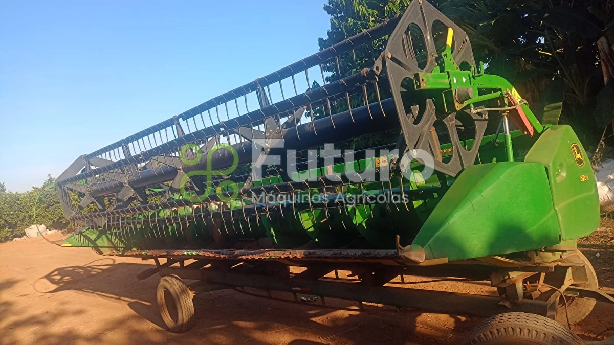 Plataforma John Deere 620F ano 2019