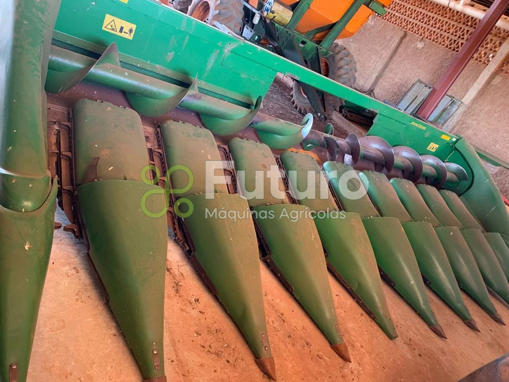 Plataforma John Deere 610C ano 2013