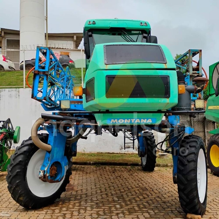Pulverizador Autopropelido Montana Parruda 3027 ano 2004