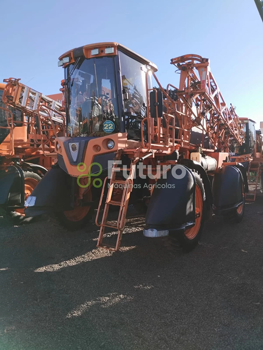 Pulverizador Autopropelido Jacto uniport 2500 ano 2013
