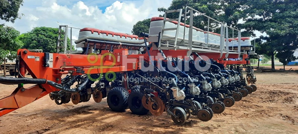 Plantadeira Jumil 8090PD ano 2014