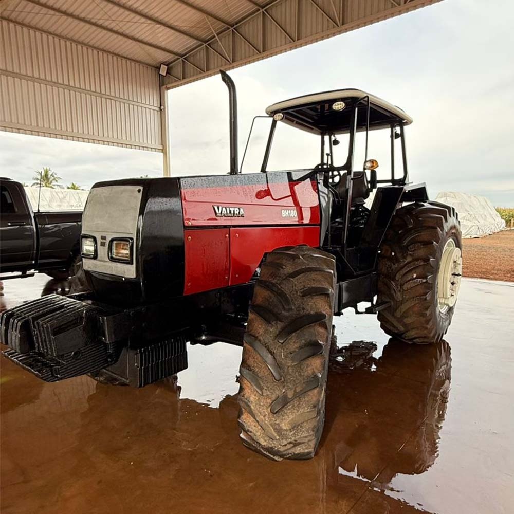 Trator Valtra BH 180 ano 2003