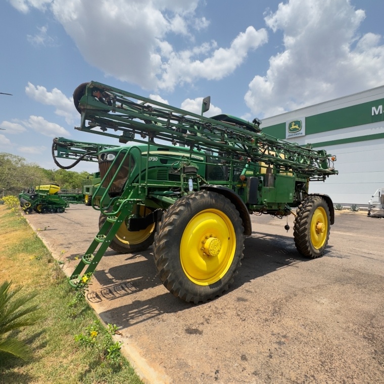 Pulverizador Autopropelido John Deere 4730 ano 2015