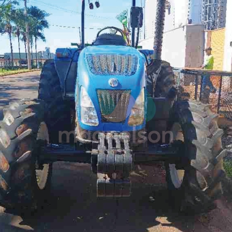 Trator New Holland TL 75 ano 2017 - TL 75 - Máquinas Agrícolas