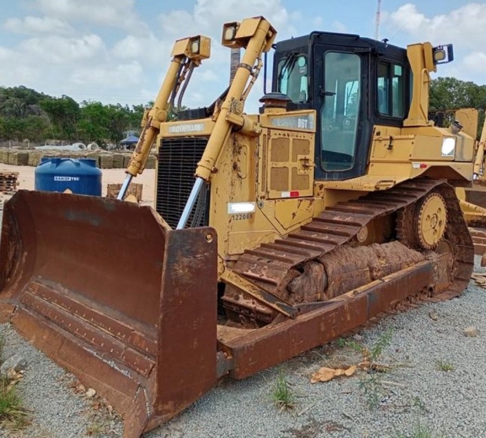 Trator de Esteira Caterpillar D6T XL ano 2010