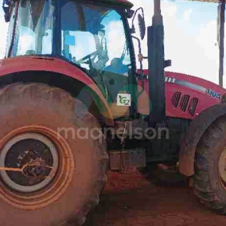 Trator Case Farmall 110 ano 2015