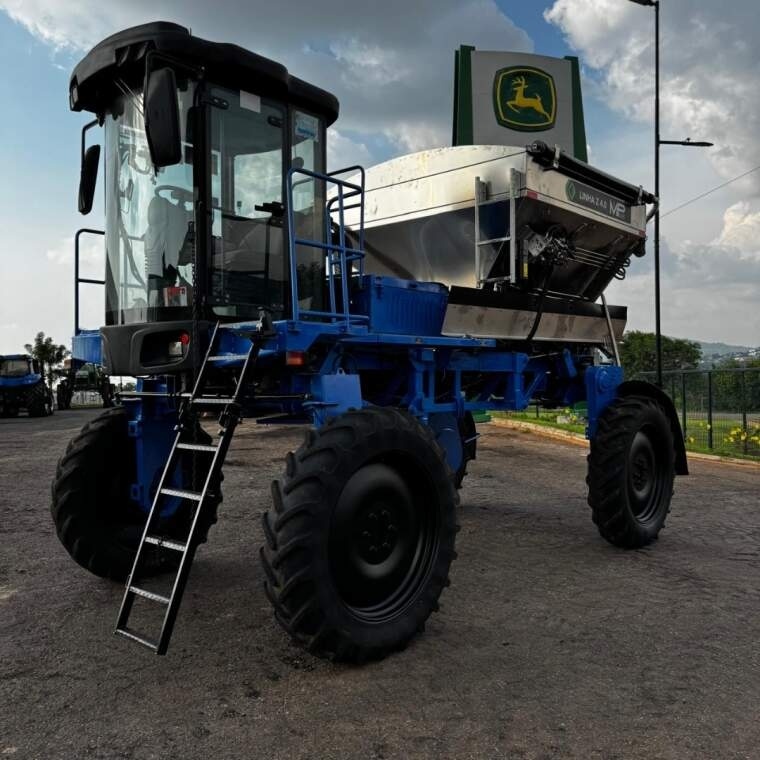 Pulverizador Autopropelido Montana Boxer 2021 H ano 2012