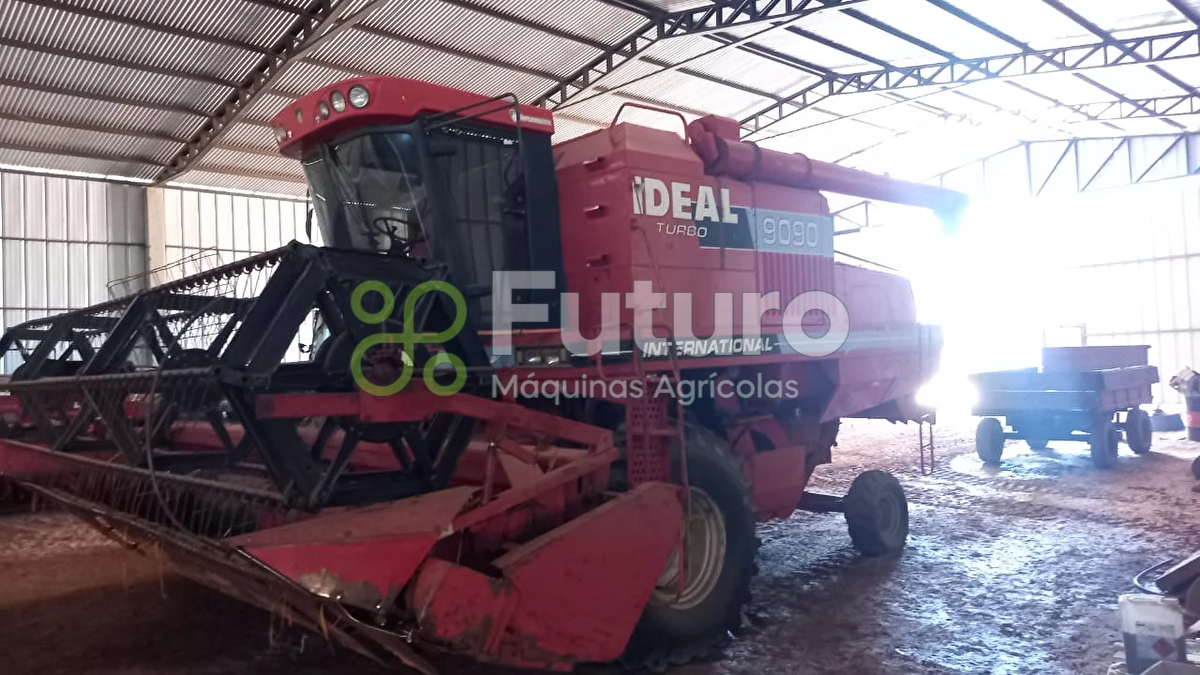 Colheitadeira Ideal 9090 ano 1993