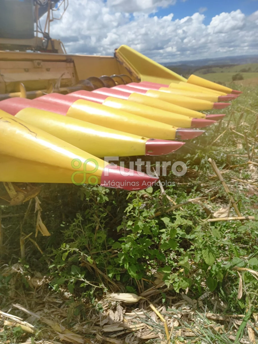 Plataforma New Holland OUTRO ano 2004