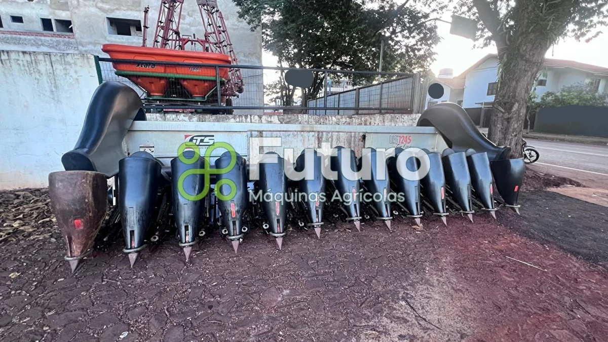Plataforma GTS US1245 ano 2004