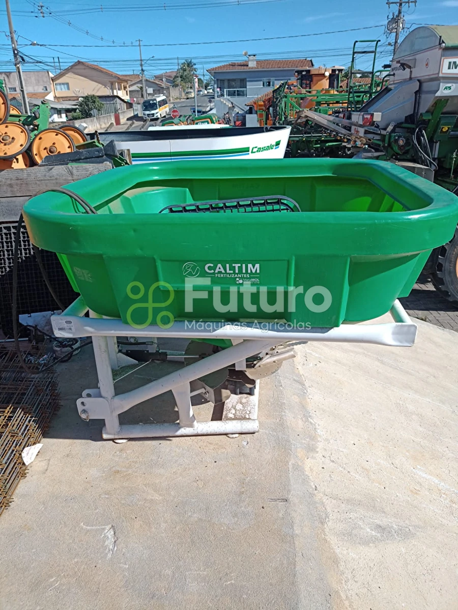 Distribuidor Maqtron MQ 800 ano 2022