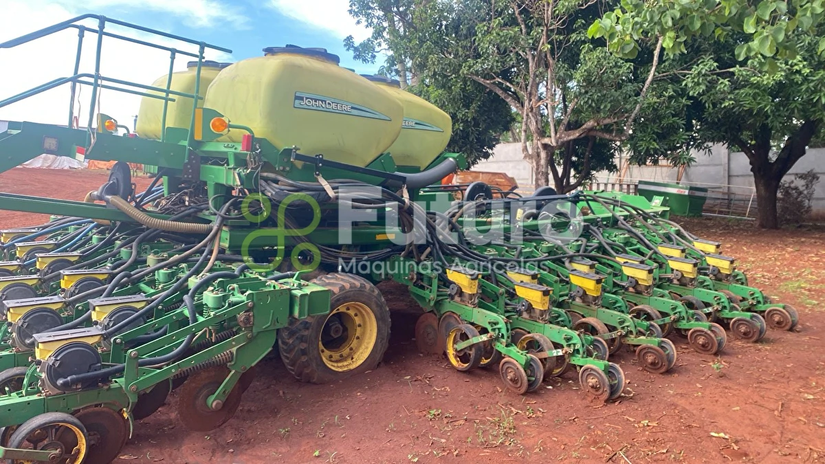 Plantadeira John Deere DB ano 2014
