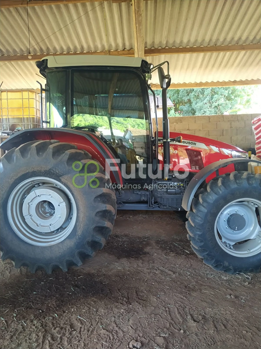 Trator Massey Ferguson 6714 ano 2024