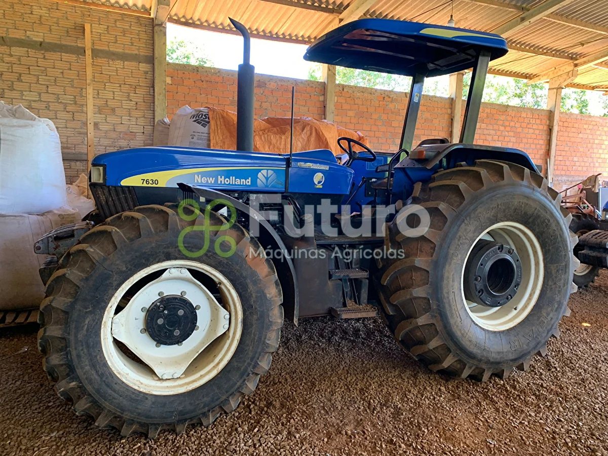 Trator New Holland 7630 ano 2013