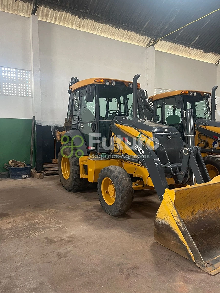 Retroescavadeira John Deere 310L ano 2020